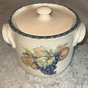 Vintage Home & Garden Party Oven Safe Crock Casserole Cookie Jar Lid 2003 Fruit